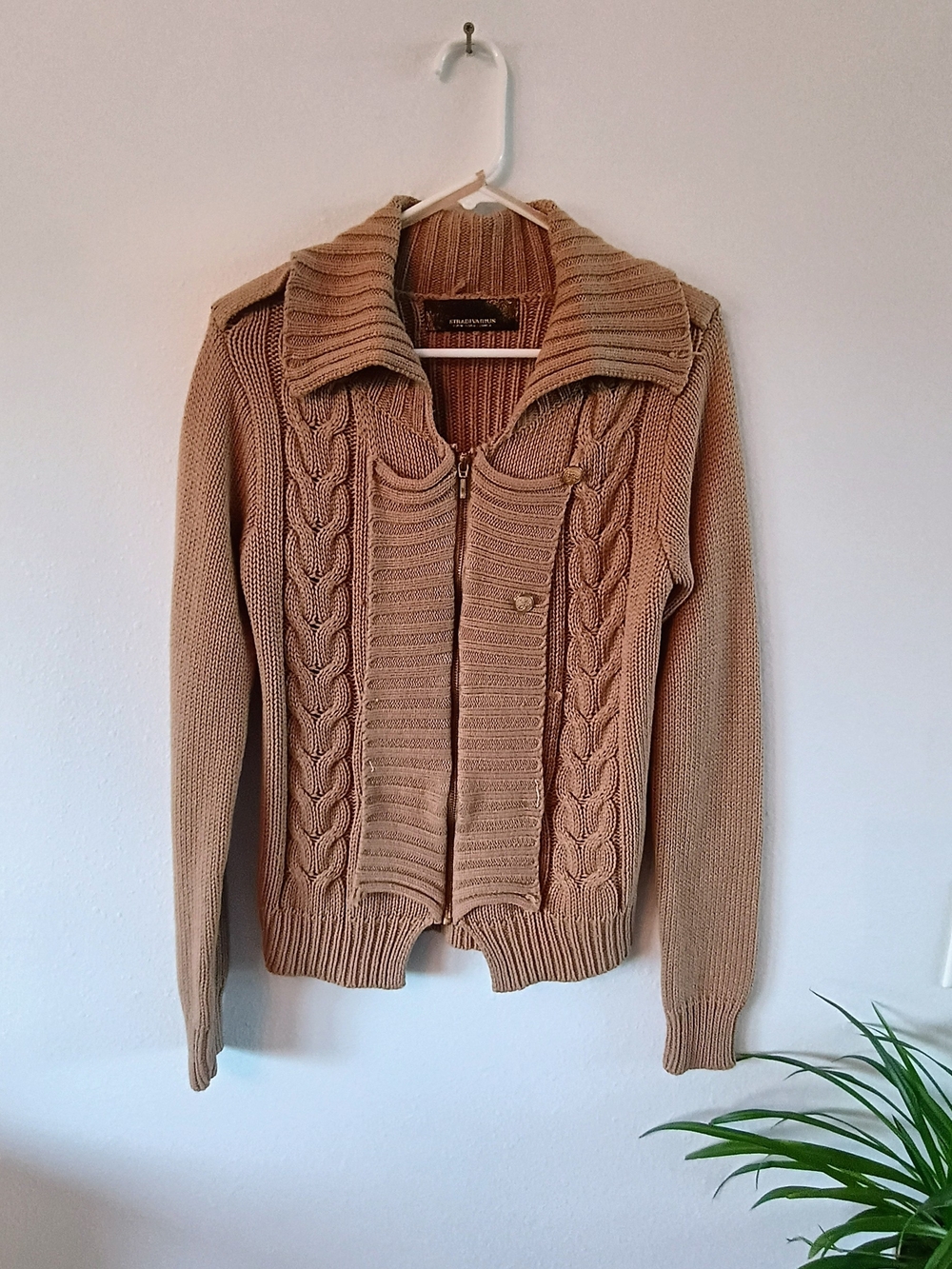 Stradivarius Cable Knit Zip Cardigan Sweater M Camel Tan Chunky Cozy Cottagecore